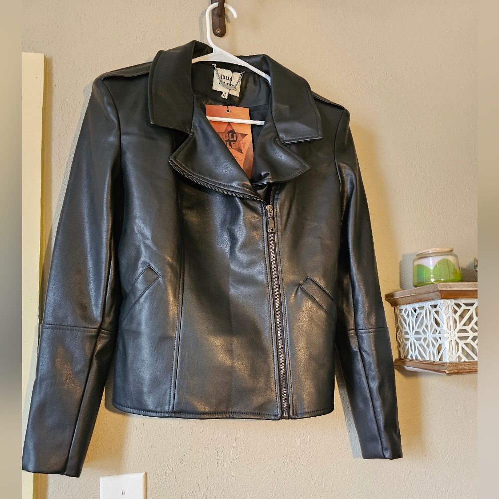 Faux Leather Jacket With Shoulder Pads Black Julia Allert NWT Small